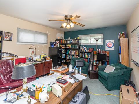 695 Illinois Blvd, Hoffman Estates, IL 60169 photo 42