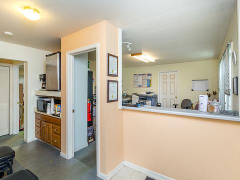 695 Illinois Blvd, Hoffman Estates, IL 60169 photo 37