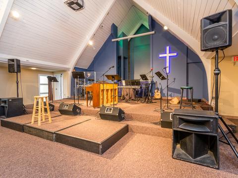 695 Illinois Blvd, Hoffman Estates, IL 60169 photo 14