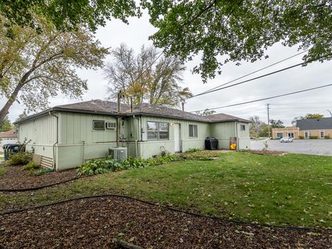 695 Illinois Blvd, Hoffman Estates, IL 60169 photo 35