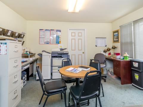 695 Illinois Blvd, Hoffman Estates, IL 60169 photo 39
