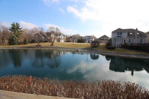843 Breton Lakes Dr, Willowbrook, IL 60527 photo 16