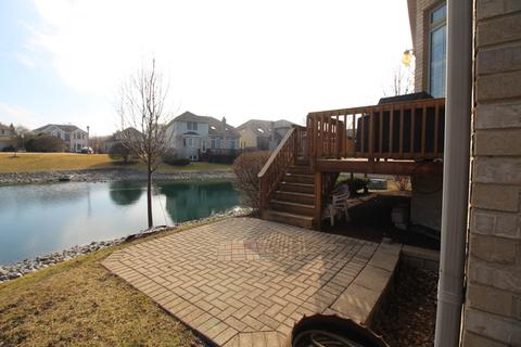 843 Breton Lakes Dr, Willowbrook, IL 60527 photo 26