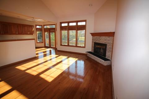 843 Breton Lakes Dr, Willowbrook, IL 60527 photo 7