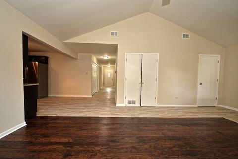 18 E 31st Pl, Steger, IL 60475 photo 3