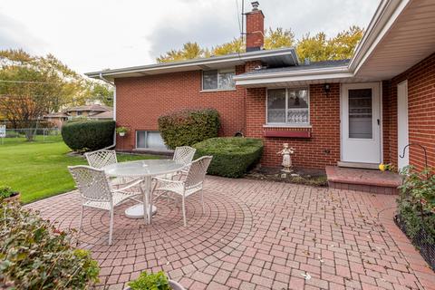 1403 E Lowden Ln, Mount Prospect, IL 60056 photo 19