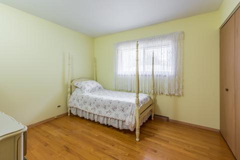 1403 E Lowden Ln, Mount Prospect, IL 60056 photo 10