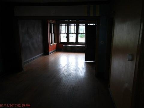 6125 S Artesian Ave, Chicago, IL 60629 photo 3
