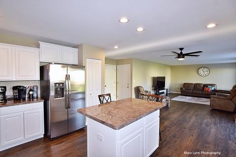 3306 Batley St, Elgin, IL 60124 photo 12
