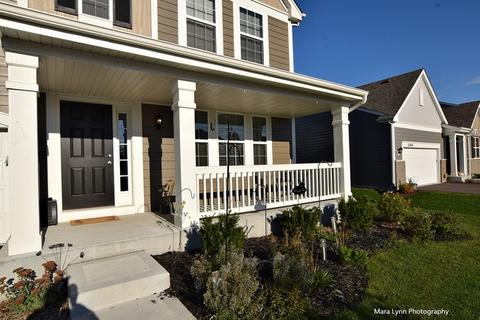 3306 Batley St, Elgin, IL 60124 photo 2