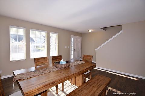 3306 Batley St, Elgin, IL 60124 photo 8