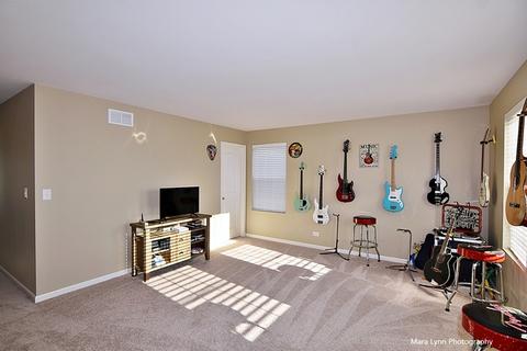 3306 Batley St, Elgin, IL 60124 photo 28