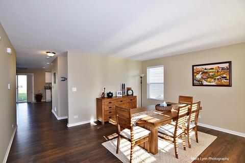 3306 Batley St, Elgin, IL 60124 photo 6