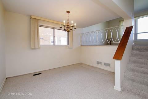 9471 Hamlin Ave, Des Plaines, IL 60016 photo 5