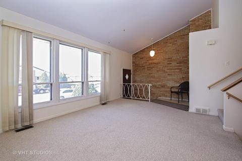 9471 Hamlin Ave, Des Plaines, IL 60016 photo 3