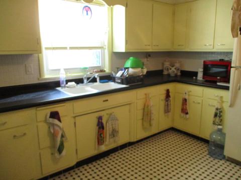 218 E Third St, Oglesby, IL 61348 photo 4
