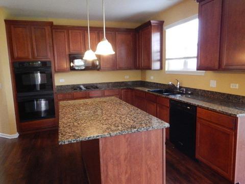 26326 Whispering Woods Cir, Plainfield, IL 60585 photo 8