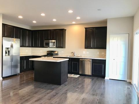 4060 Pompton Ave, Elgin, IL 60124 photo 4