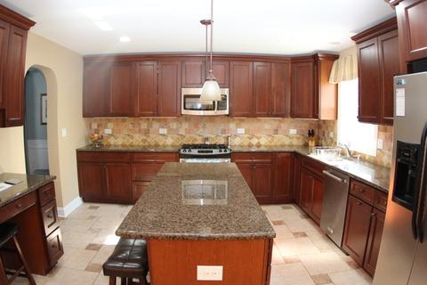 1215 Hackberry Rd, Deerfield, IL 60015 photo 3