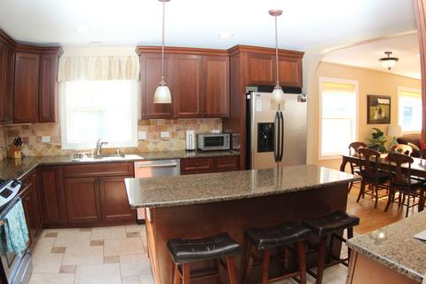 1215 Hackberry Rd, Deerfield, IL 60015 photo 4