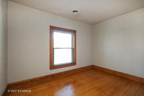 415 Moseley St, Elgin, IL 60123 photo 12