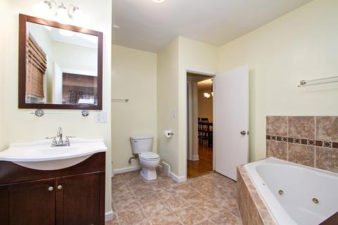 1741 E 85th St, Chicago, IL 60617 photo 12
