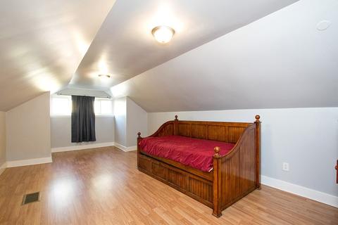 1741 E 85th St, Chicago, IL 60617 photo 17