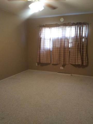 1495 Maple Ln, Elgin, IL 60123 photo 7