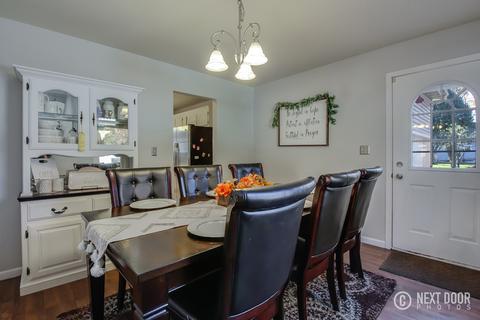 1109 Jackson St, Aurora, IL 60505 photo 10
