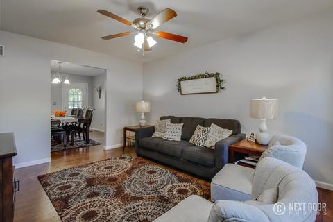 1109 Jackson St, Aurora, IL 60505 photo 13