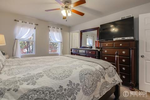 1109 Jackson St, Aurora, IL 60505 photo 23
