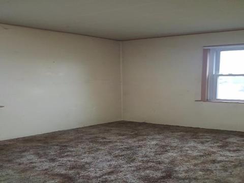 915 Locust St, Marshall, IL 62441 photo 9