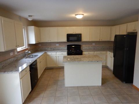 2600 Sierra Ave, Plainfield, IL 60586 photo 4