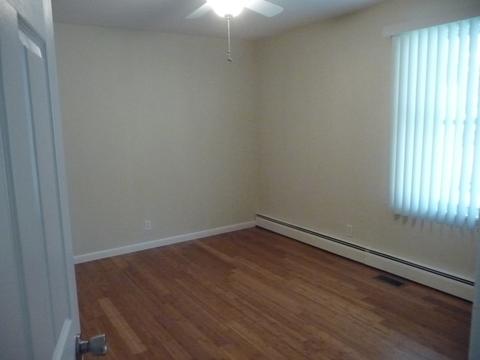 2303 Brett Dr, Champaign, IL 61821 photo 10