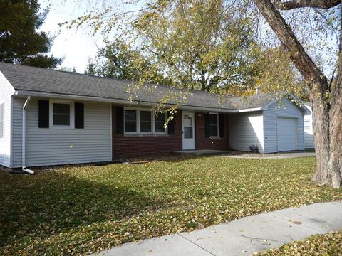 2303 Brett Dr, Champaign, IL 61821 photo 2