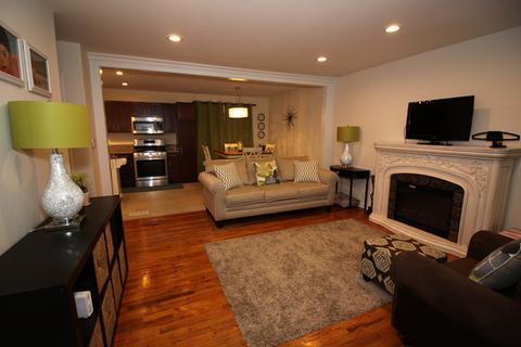 85 Flagstaff Ln, Hoffman Estates, IL 60169 photo 3