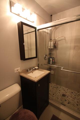 85 Flagstaff Ln, Hoffman Estates, IL 60169 photo 16