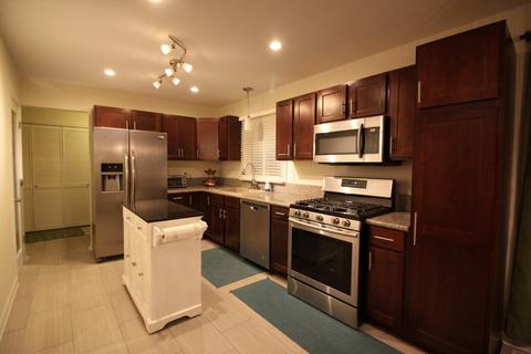 85 Flagstaff Ln, Hoffman Estates, IL 60169 photo 7