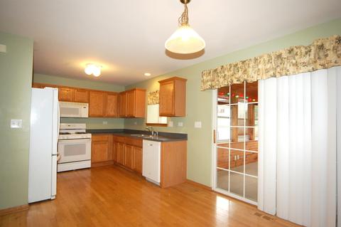52 E Daisy Ave, Cortland, IL 60112 photo 9