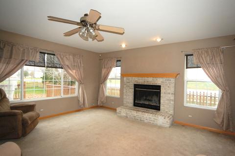 52 E Daisy Ave, Cortland, IL 60112 photo 12