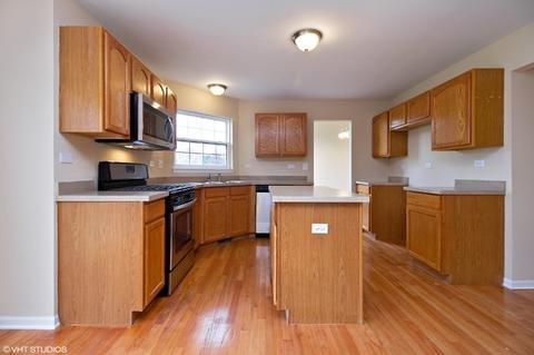904 Rivers Edge Dr, Minooka, IL 60447 photo 9