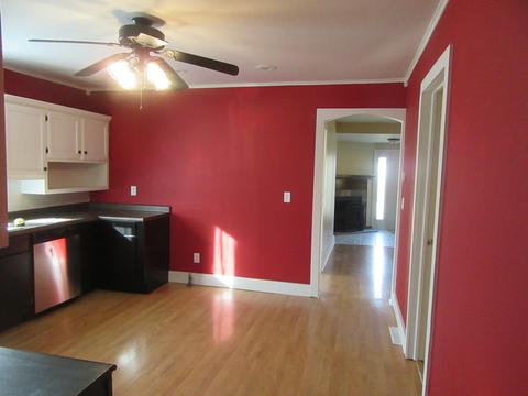 480 W Center St, Sheldon, IL 60966 photo 3