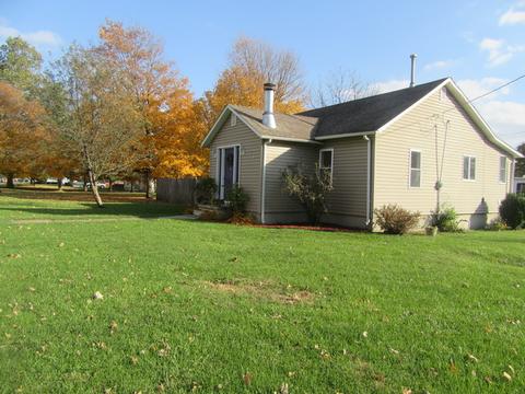 480 W Center St, Sheldon, IL 60966 photo 6