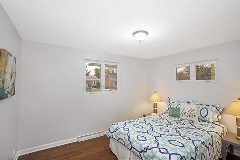 105 N Pine St, Mount Prospect, IL 60056 photo 7