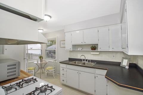 105 N Pine St, Mount Prospect, IL 60056 photo 5
