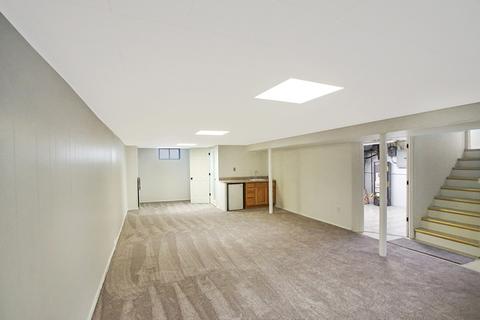 105 N Pine St, Mount Prospect, IL 60056 photo 11
