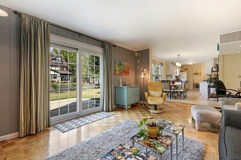 1478 Mccormick Pl, Wheaton, IL 60189 photo 7
