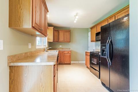 8 Woodview Ln, Algonquin, IL 60102 photo 8