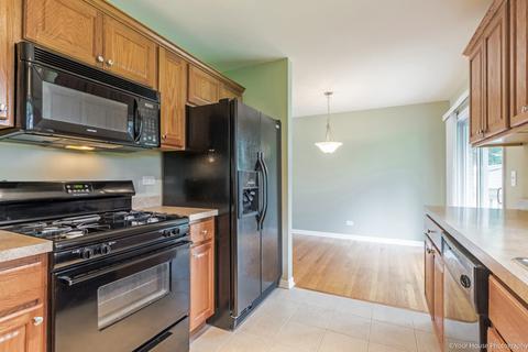 8 Woodview Ln, Algonquin, IL 60102 photo 9