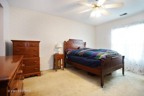 175 Grove Ave #D, Des Plaines, IL 60016 photo 6